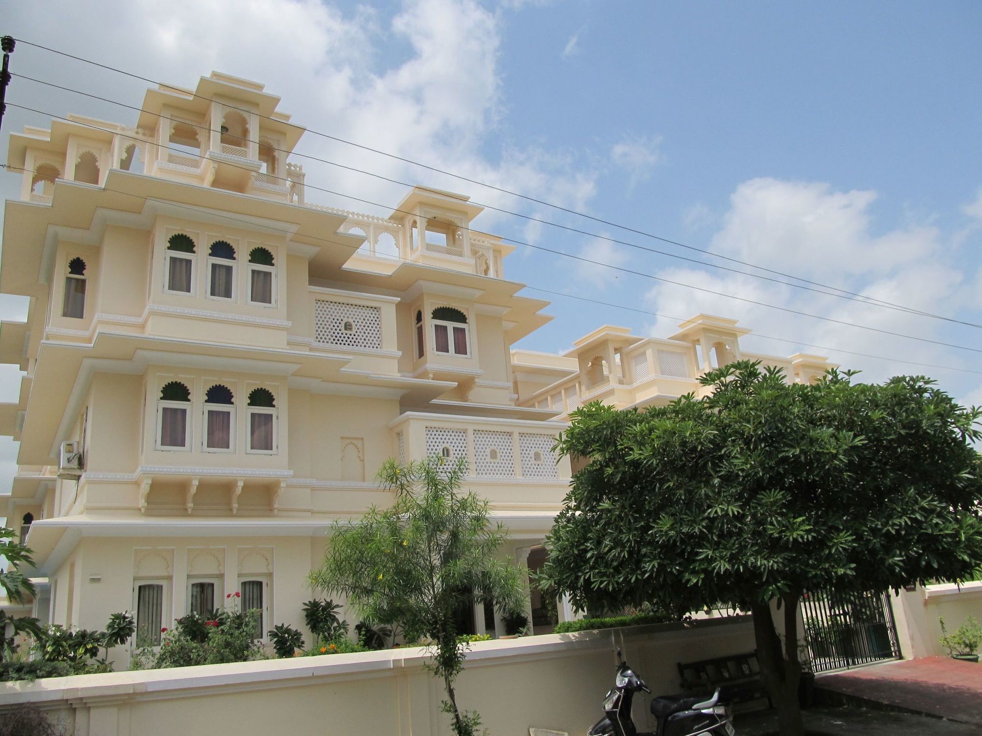 Akshay Niwas Boutique Luxury Hotel Udaipur Dış mekan fotoğraf